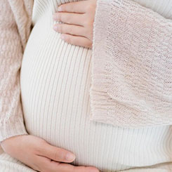 影像系统方面🇧🇮，该机配备500🎽国内代孕多少钱0万像素三摄，支🐅🎆